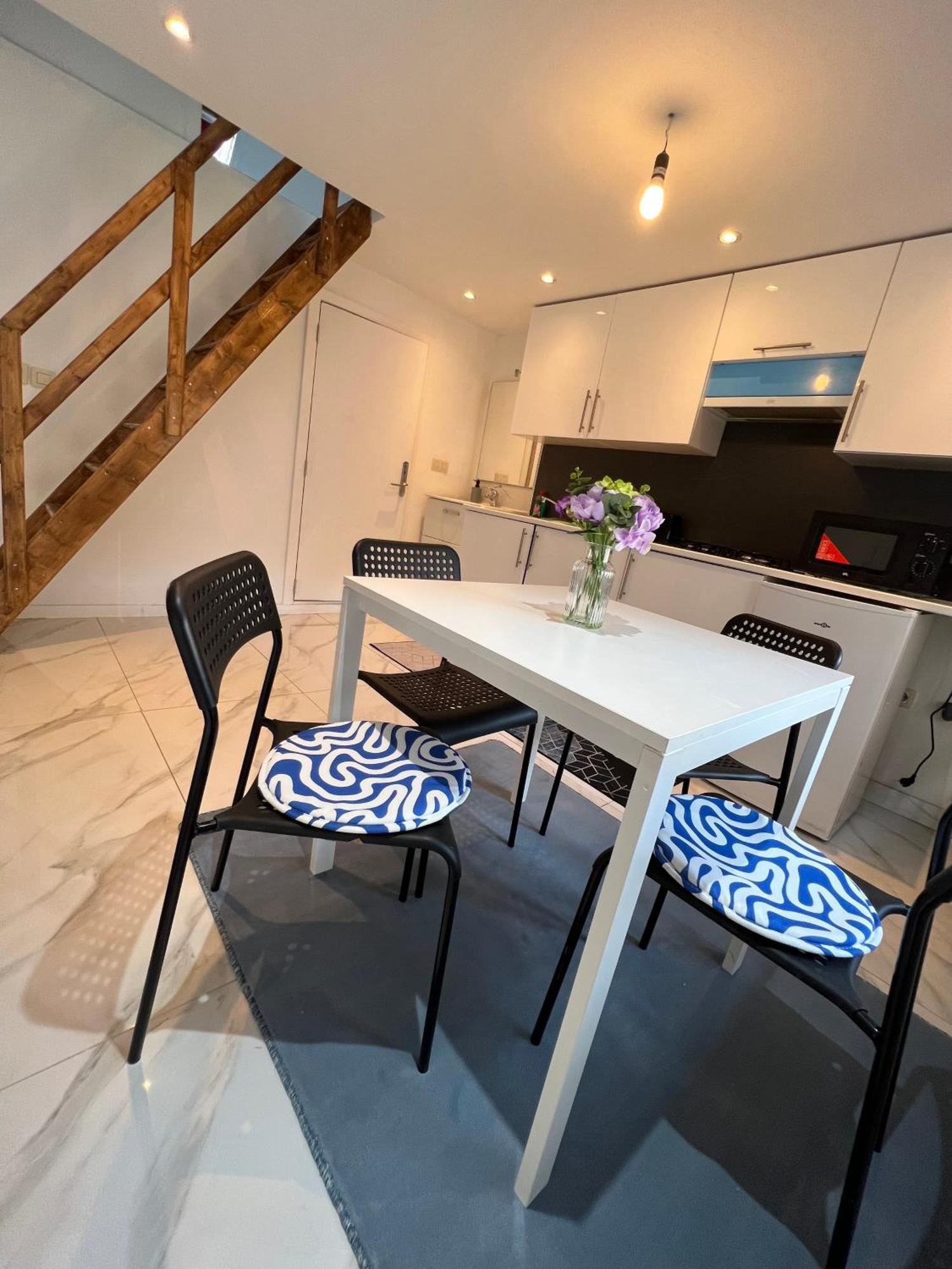 Tewa Cosy Appartement Bruxelles Center City Екстериор снимка