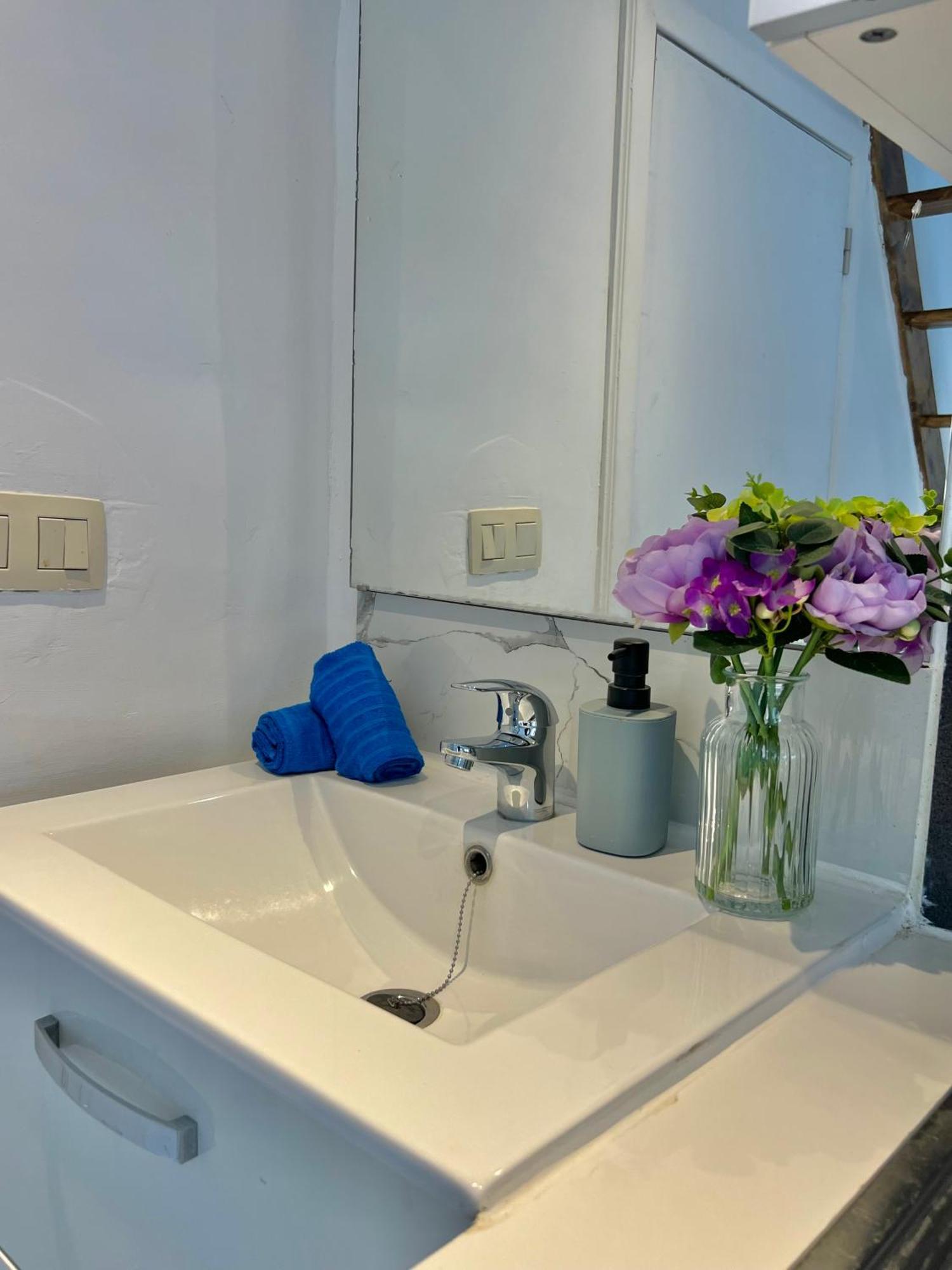Tewa Cosy Appartement Bruxelles Center City Екстериор снимка